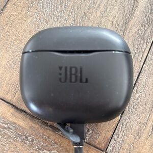 NWOT! JBL Black Wireless Earbuds